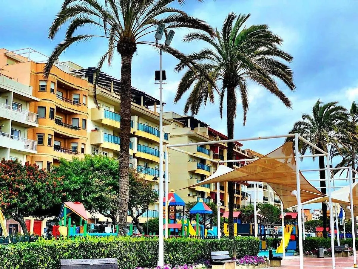 Espectacular Piso En Primera Linea De Playa Estepona 0*,  Espagne